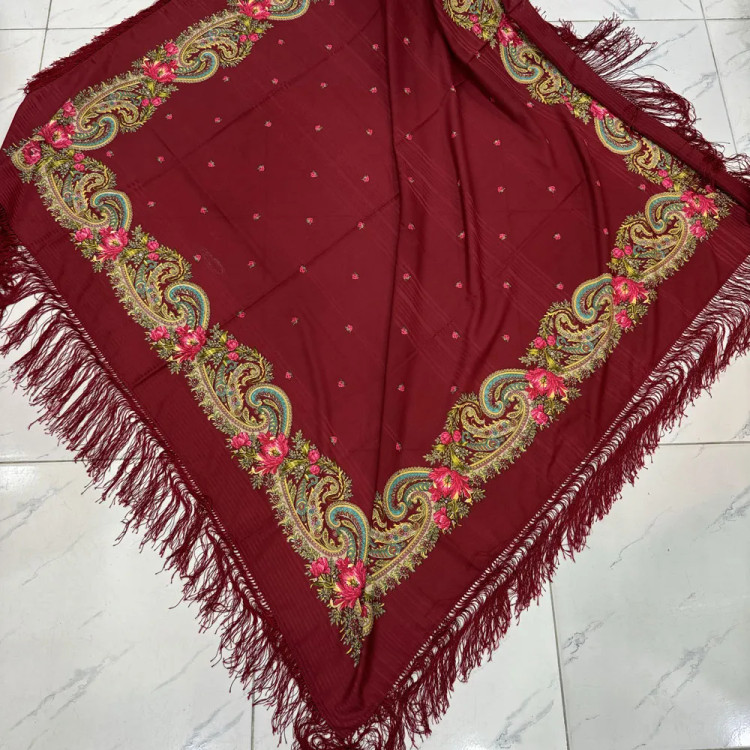 روسری نخی ترکمن کد 1652 قواره 140-150 سانت ریشه دستباف قابل استفاده 4 فصل