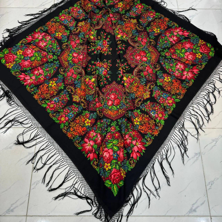 روسری ترکمن اصل پشمی ضخیم کد 1427 قواره بزرگ مناسب پاییز و زمستان