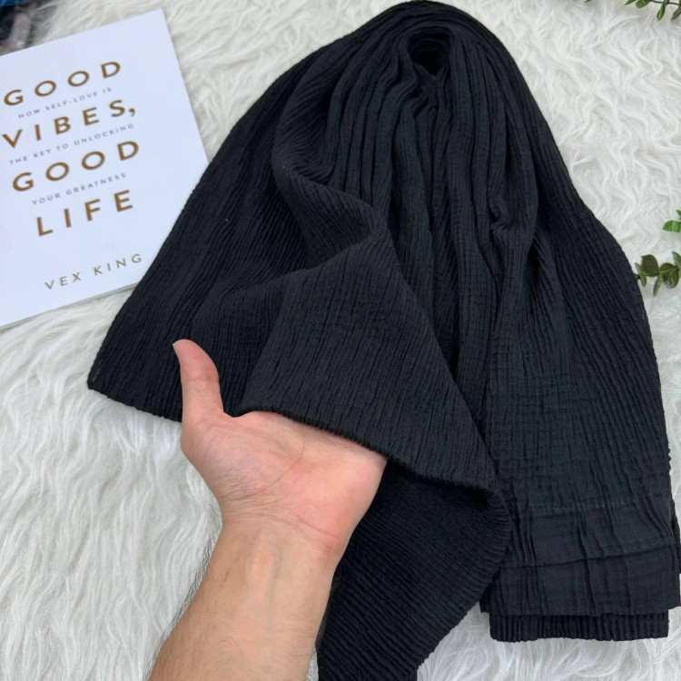 شال نخی مشکی برشکا وارداتی پرز و چروک نمیشود قواره 210x80