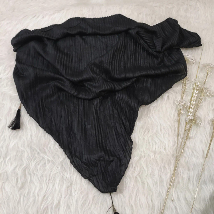 روسری نخی پلیسه منگوله دار سایز 110x110 مناسب استفاده روزمره بدون پرز و دون دون نشدن
