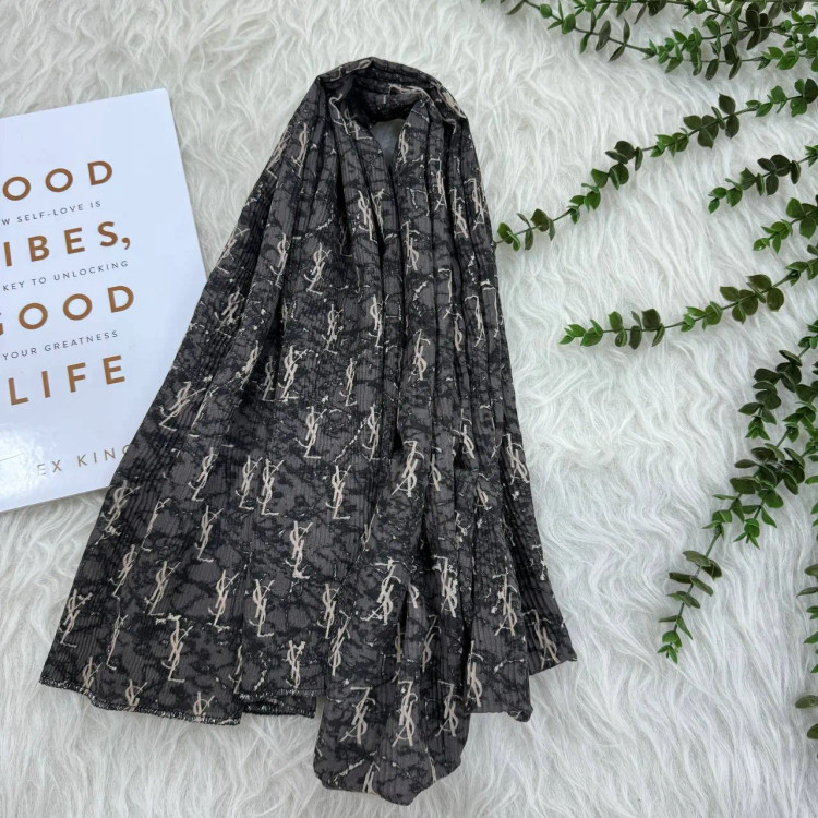 شال نخی برشکا مدل YSL کد 1338 قواره 190x75 سانتیمتر بدون آبرفت و چروک