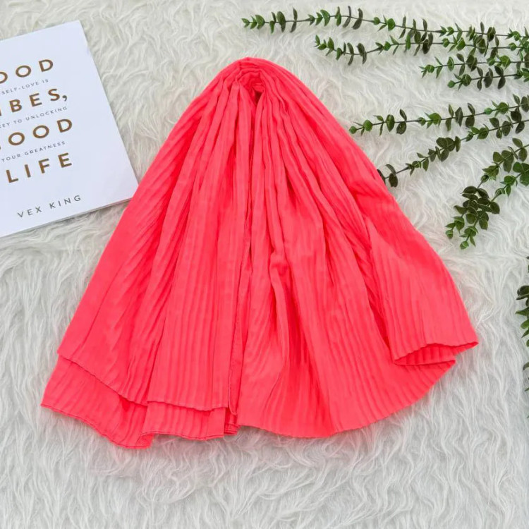 شال پلیسه نخی ساده زنانه قواره بزرگ 190x70 سانتیمتر بدون آبرفت و چروک