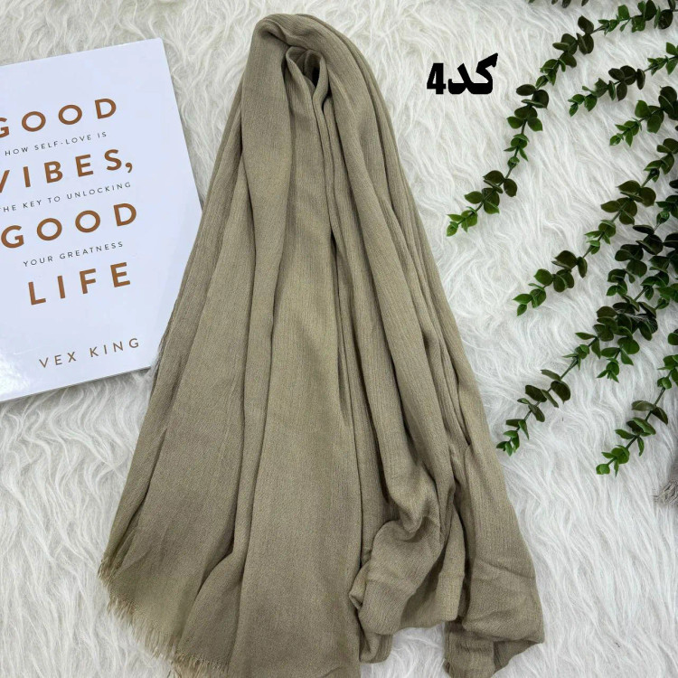 شال وارداتی سوپرنخ ساده کد 1243 قواره 200×70 سانتیمتر بدون آبرفت و چروک