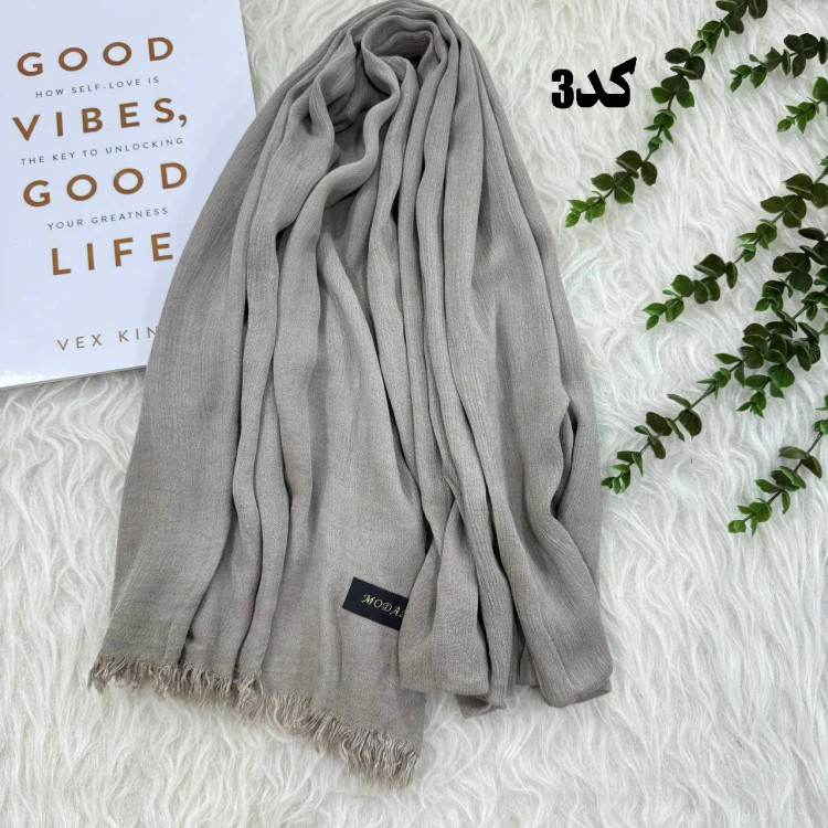 شال وارداتی سوپرنخ ساده کد 1243 قواره 200×70 سانتیمتر بدون آبرفت و چروک