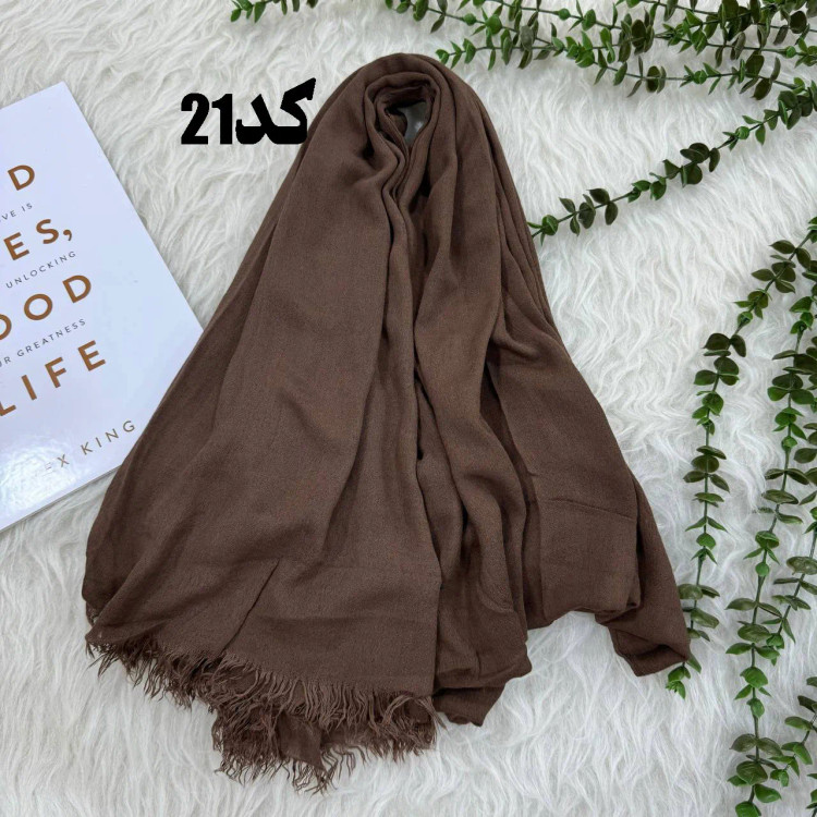 شال وارداتی سوپرنخ ساده کد 1243 قواره 200×70 سانتیمتر بدون آبرفت و چروک