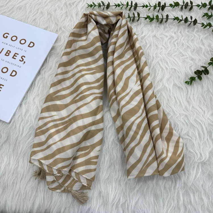 شال نخی طرح موج کد 866 قواره 190×70 سانت بدون آبرفت و رنگ رفت