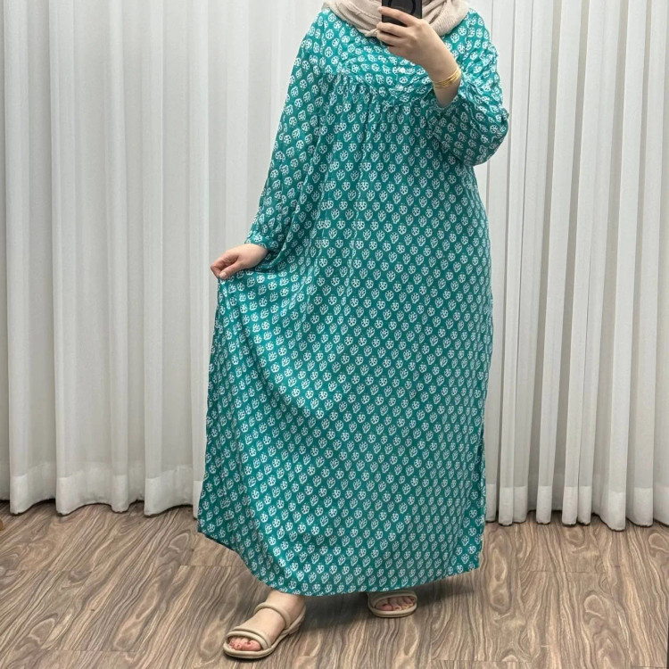 پیراهن سایزبزرگ هندی فری سایز تا 52 نخی چهارفصل کمربند و دکمه دار زنانه کد 1497