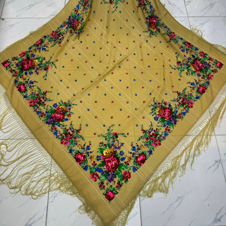 روسری ترکمن اصل پشمی ضخیم قواره بزرگ مناسب پاییز و زمستان