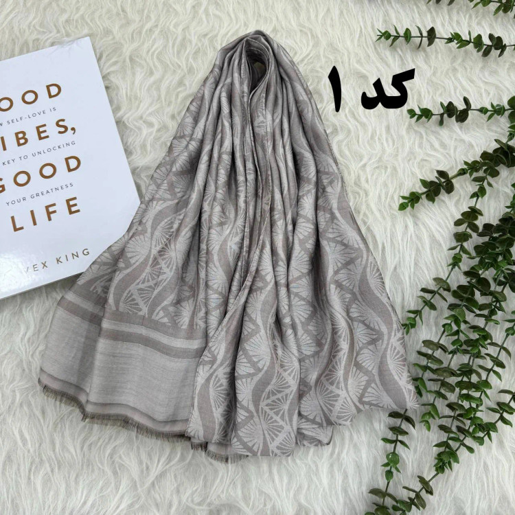 شال مجلسی طرحدار نخی قواره بزرگ 220×75 بدون آبرفت و چروک مناسب استفاده روزمره و مجلسی