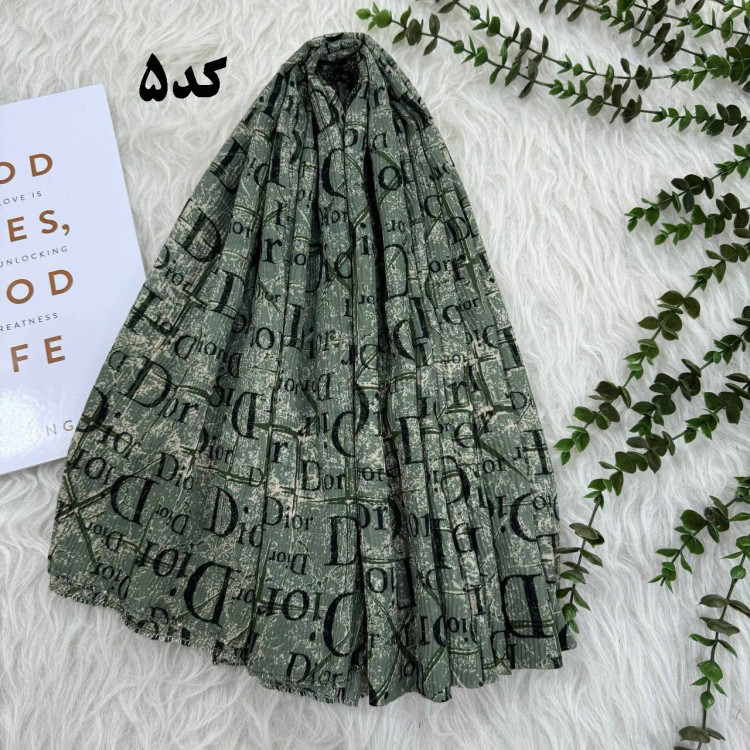 شال نخی طرحدار برشکا مدل Dior کد 1347 قواره 190x75 سانتیمتر بدون آبرفت و رنگ رفت