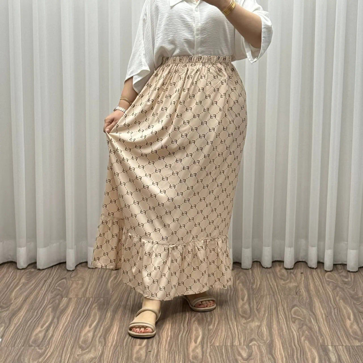 دامن پارچه خارجی مدل Fendi کد 1368 فری سایز تا 48 قد 97 سانتیمتر جنس پفکی چهارفصل زنانه شیک راحت