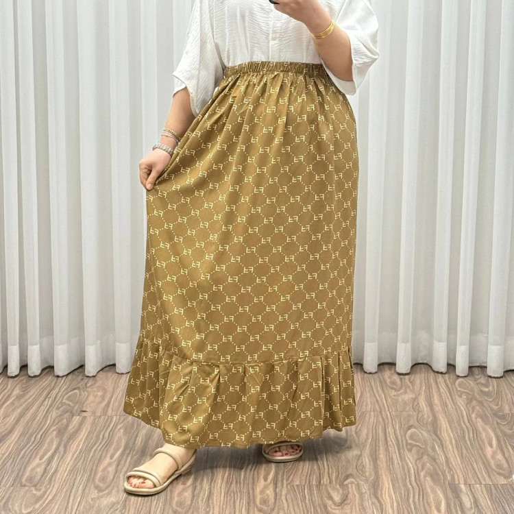 دامن پارچه خارجی مدل Fendi کد 1368 فری سایز تا 48 قد 97 سانتیمتر جنس پفکی چهارفصل زنانه شیک راحت