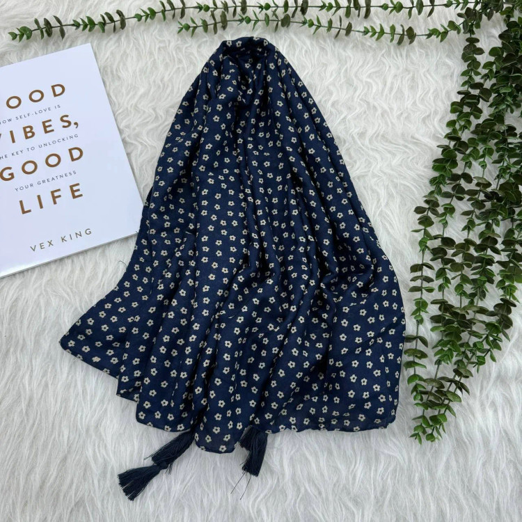 شال نخی گل دار سیآی اسکارف کد 902 قواره 190x75 زنانه بدون آبرفت و چروک