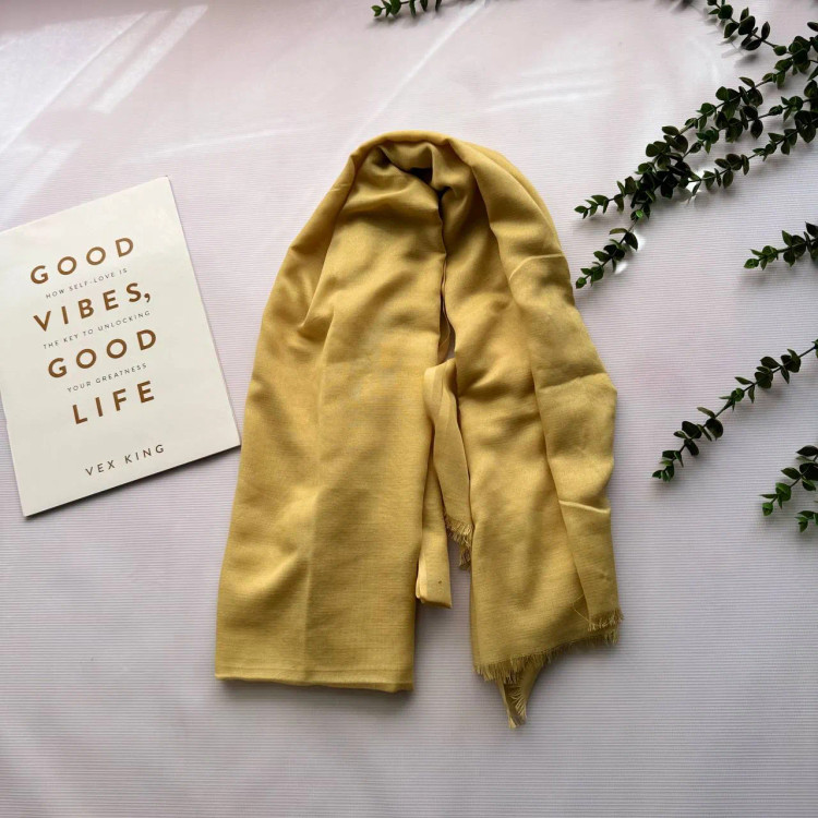 شال نخی ساده قواره بزرگ 200x80 سانتیمتر بدون آبرفت و چروک مناسب استفاده روزمره