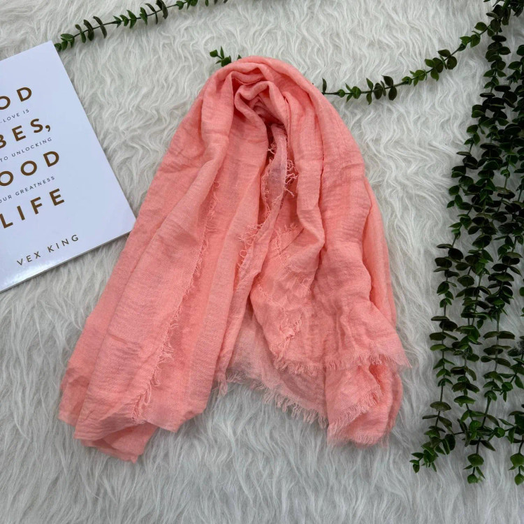 شال نخی وارداتی مدل ساندویچی ساده قواره 180x90 کد 907 بدون آبرفت و رنگ رفت