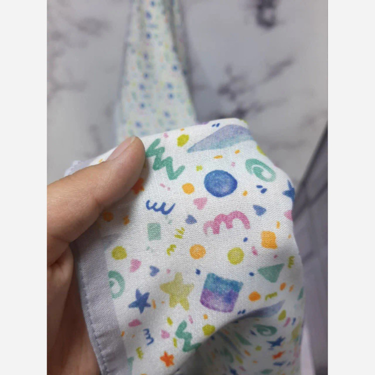 روسری نخ طرح ماهور سرمه ای اشکال هندسی ریز روزمره و مهمانی