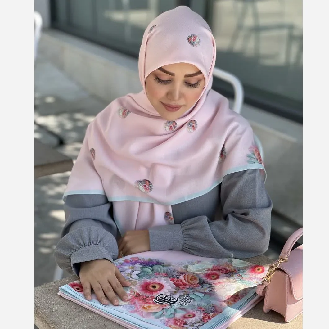 روسری نخ کاستوم طرح تبسم قواره بزرگ 140x140 سیتو صورتی آبی