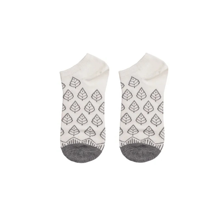 جوراب زنانه مچی طرح برگ آنغوره ضد حساسیت سایز 36 تا 40