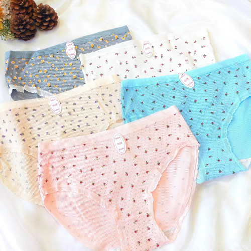 پک سه عددی شورت زنانه کبریتی نخی طرح شکوفه سایز ایکس لارج