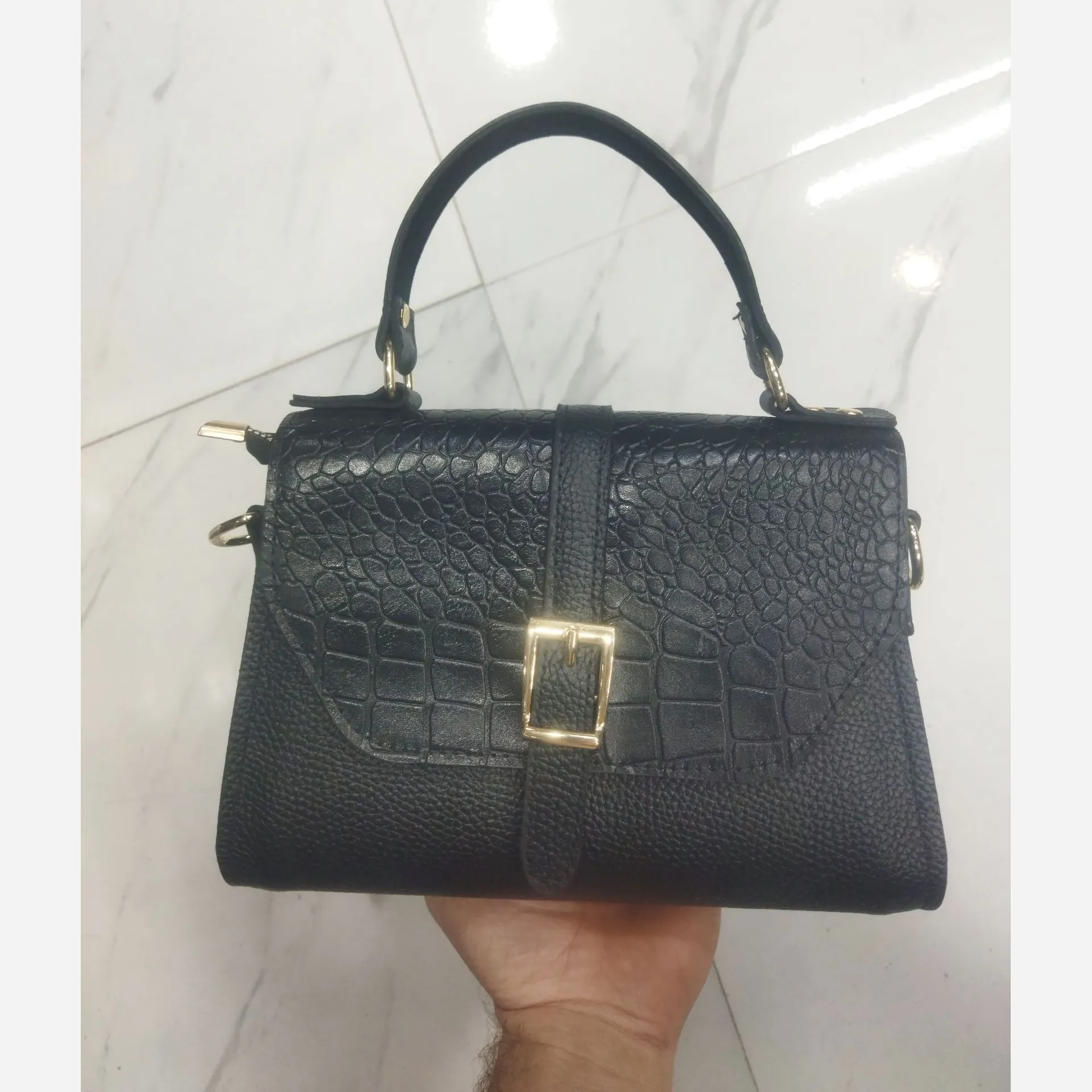 کیف دستی دوشی تمام چرم گاوی (پروا) در رنگ بندی