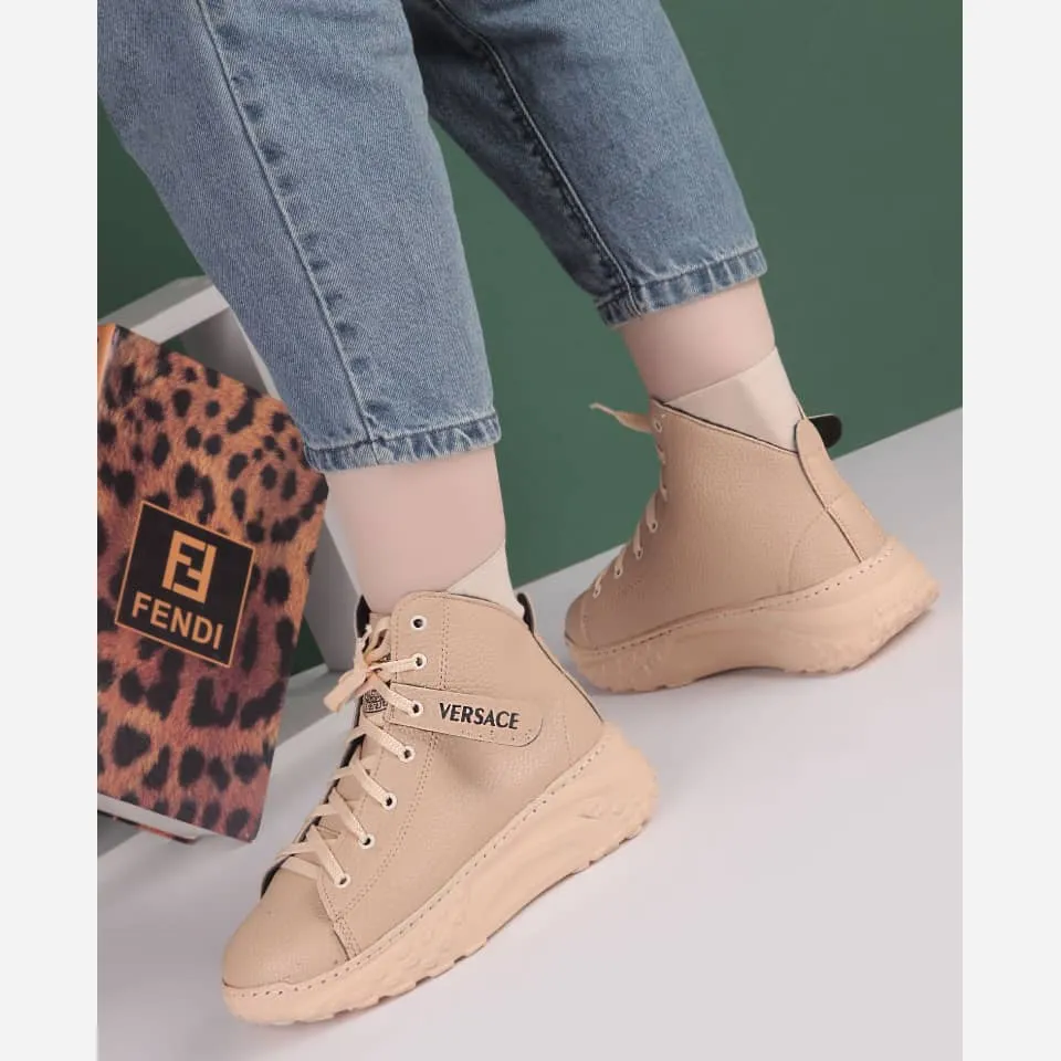 نیم بوت ورساچ زنانه چرم صنعتی کرم سایز 37 تا 40