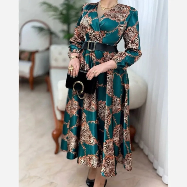 پیراهن مجلسی زنانه ساتن مدل دامن کلوش یقه چپ و راستی قد 135
