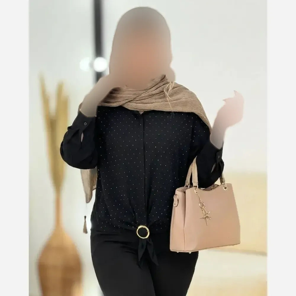 شومیز مجلسی زنانه مدل نغمه جنس الیزه نگینکاری شده رنگ مشکی فری سایز