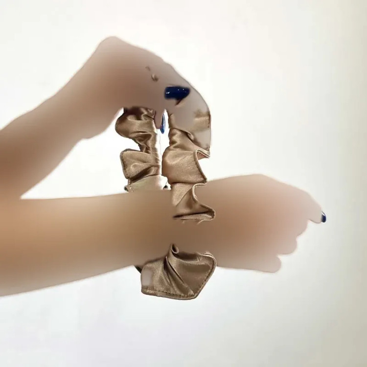 کش موی زنانه مدل اسکرانچی ساتن کد 1024