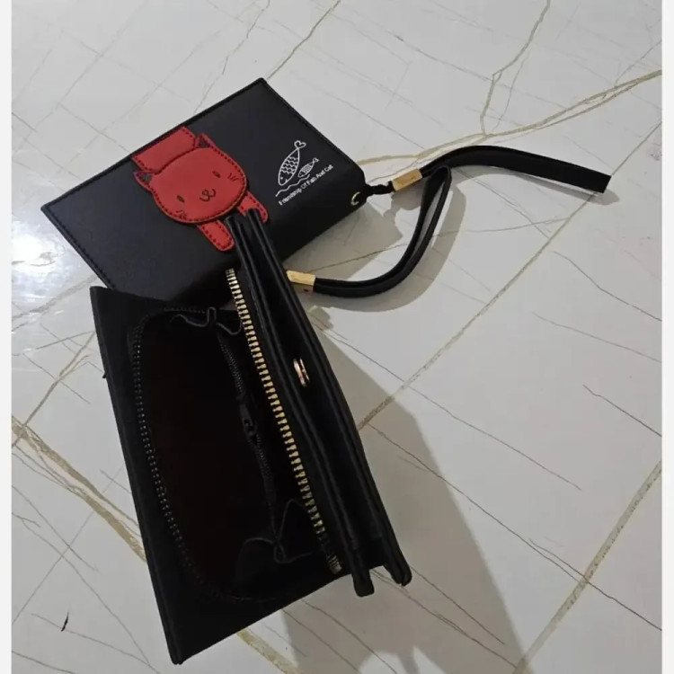 کیف پول چرم طبیعی مردانه مدل cat رنگ مشکی با جای کارت و آلبوم عکس