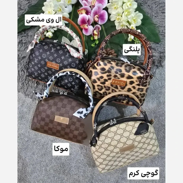 کیف دوشی زنانه مدل مژگان جنس چرم با بند بلند ابعاد 17 در 22 سانتیمتر