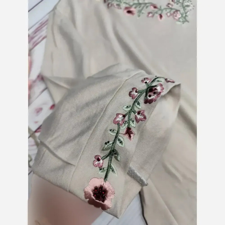 بلوز زنانه مجلسی جودون پنبه سایز بزرگ فری سایز 44 تا 54 گلدوزی شده