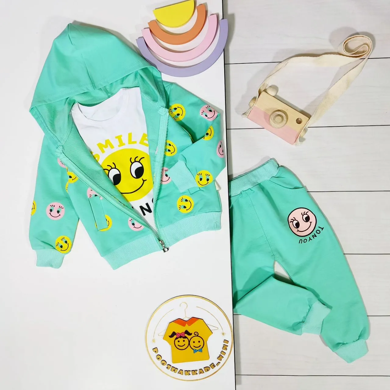 ست سه تکه بچگانه طرح استیکر شامل سویشرت بلوز و شلوار نخ پنبه ضخیم مناسب 9 ماه تا 4 سال