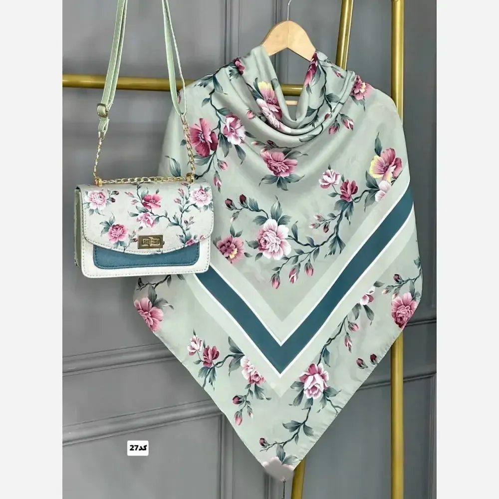 ست کیف و روسری زنانه مدل گلاره با کیف مخمل و چرم و روسری نخی منگولهدار