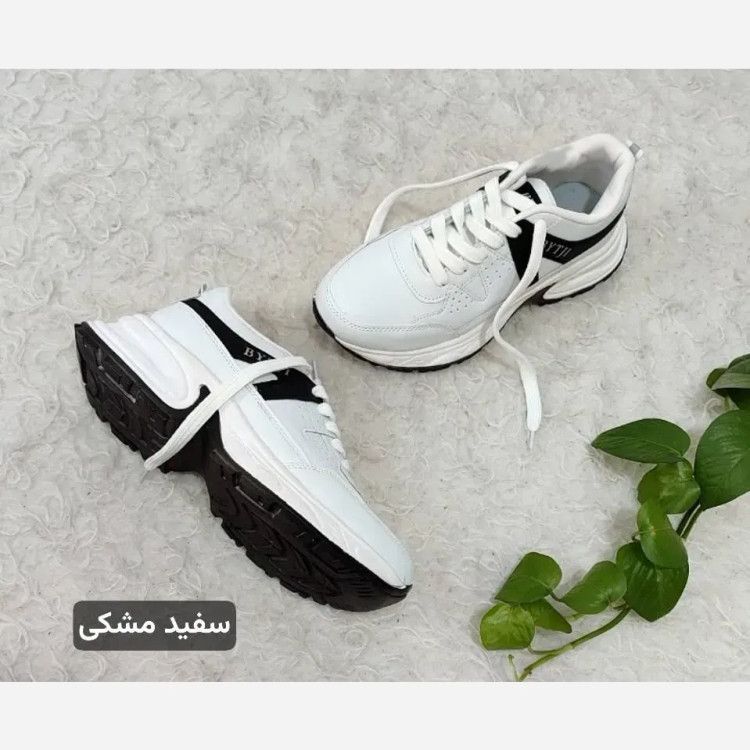 کتونی لژدار طبی زنانه مدل بایتجی با رویه چرم صنعتی و زیره PU