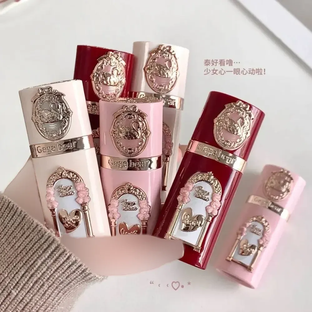 رژگونه مایع سلطنتی طرح فلاورنوز GeGe Bear