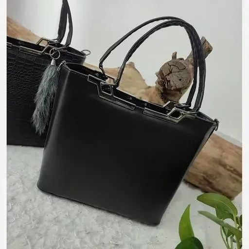 کیف دستی و دوشی زنانه مدل مانا جنس چرم صنعتی درجه یک ابعاد 25 در 27
