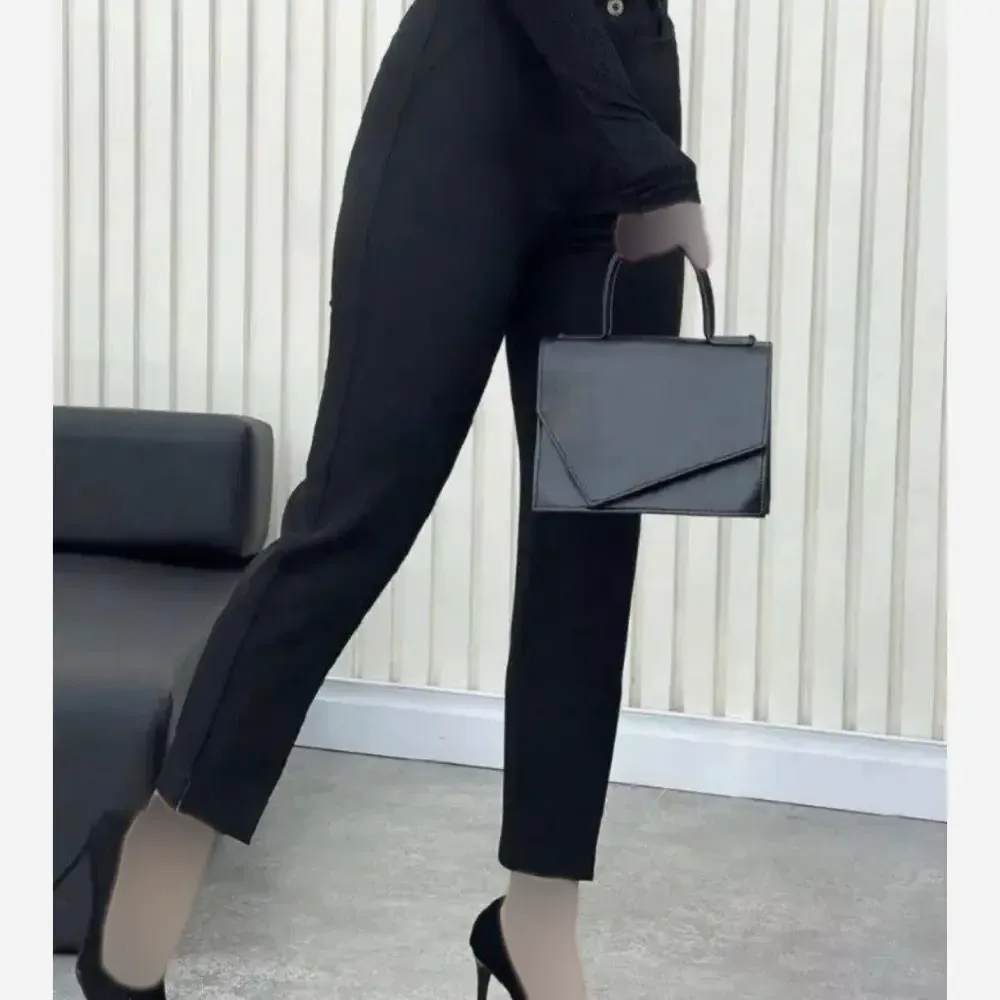 شلوار بغل چاک مازراتی رنگ مشکی قد 93 سایز بزرگ