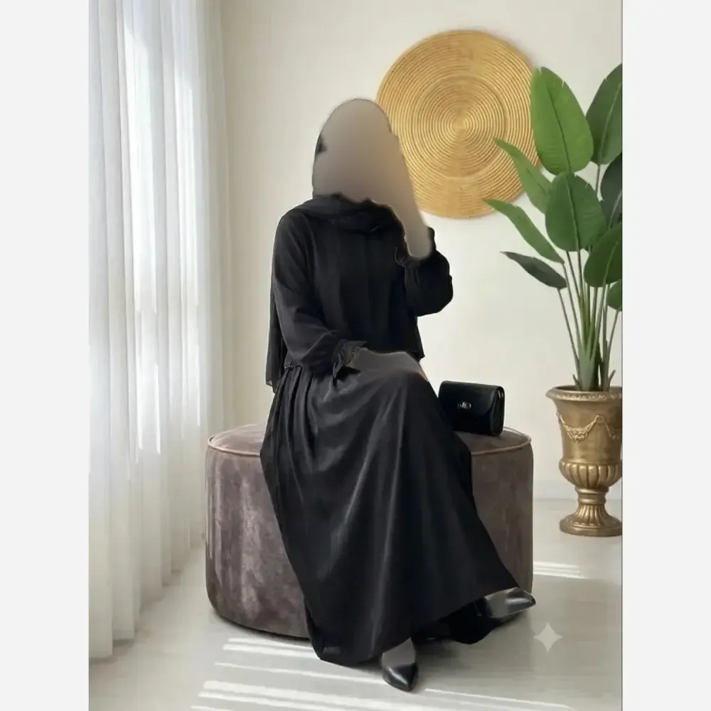عبا دو تیکه مهلا جنس الیزه درجه یک مشکی فری سایز مروارید دوزی شده