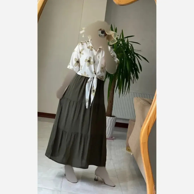 شومیز زنانه گره ای گل جنس بوگاتی رنگ مشکی فری سایز
