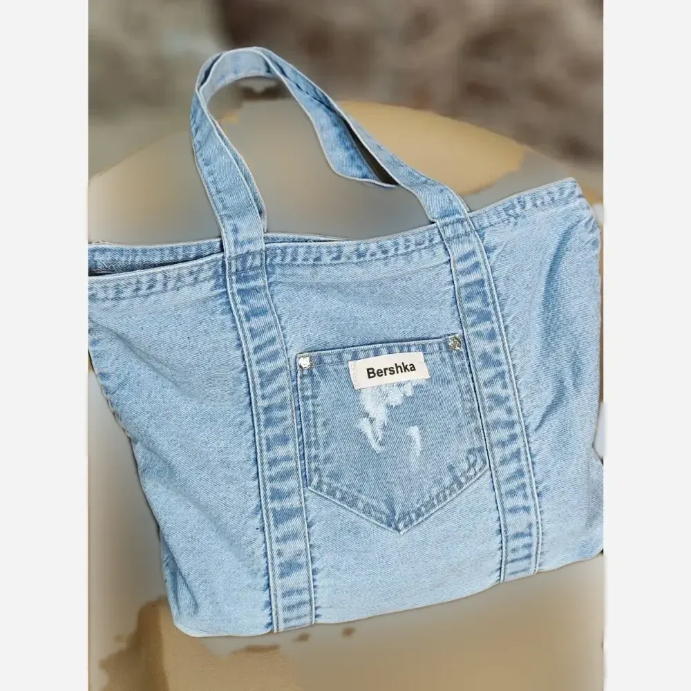کیف جین زنانه لی خارجی درجه یک با ابعاد 38 در 30 سانتی متر