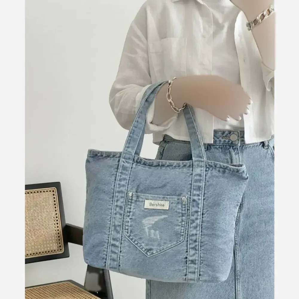 کیف جین زنانه لی خارجی درجه یک با ابعاد 38 در 30 سانتی متر