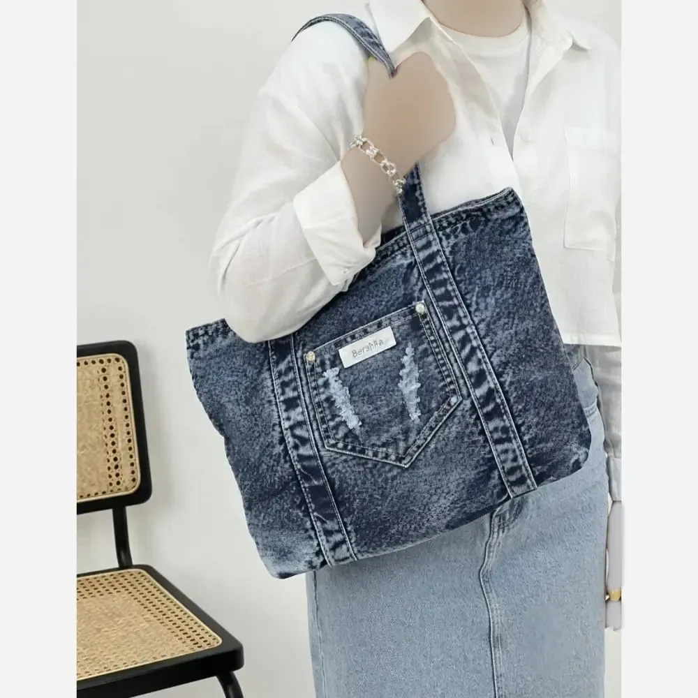کیف جین زنانه لی خارجی درجه یک با ابعاد 38 در 30 سانتی متر