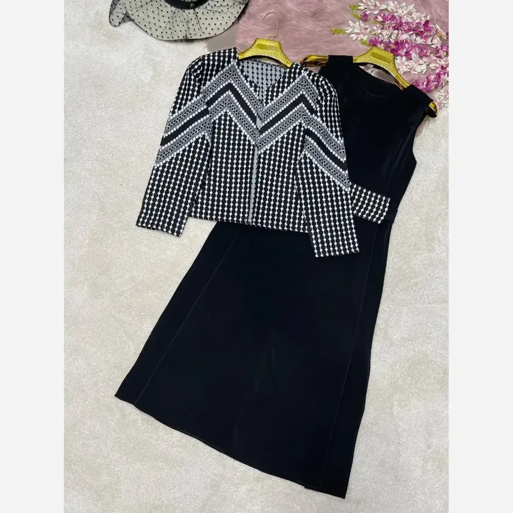 کت سارافون زمرد جنس کت تافته زیره الیزه رنگ مشکی فری سایز 38 تا 46