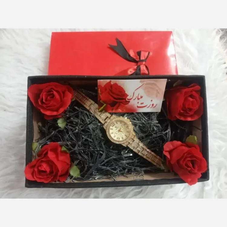 باکس هدیه ساعت رولکس فول نگین دستبند کارتیر حلقه گل رز