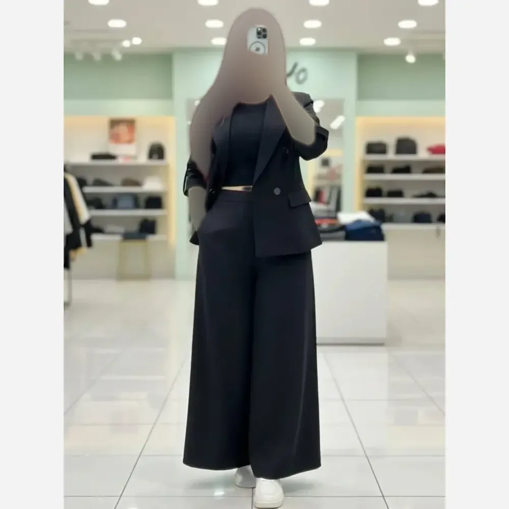 ست کت و شلوار زنانه سوپرمازراتی رنگ مشکی و دودی سایز 38 تا 46 فری