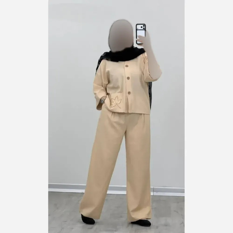 ست مانتو و شلوار لینن کجراه گلبرگ فری سایز تا 48