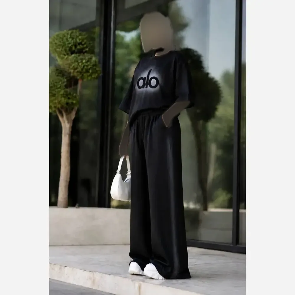 ست لباس راحتی زنانه پنبه گلکسی رنگ مشکی فری سایز زمزمه