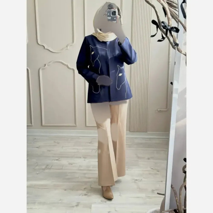 کت شلوار زنانه مدل الینا جنس سوپر مازراتی اعلا گلدوزی شده