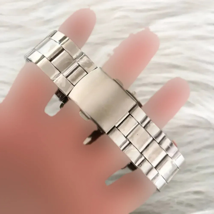 ست لوکس مردانه ساعت دیزل سه موتوره با دستبند کارتیر و حلقه جعبه کادویی