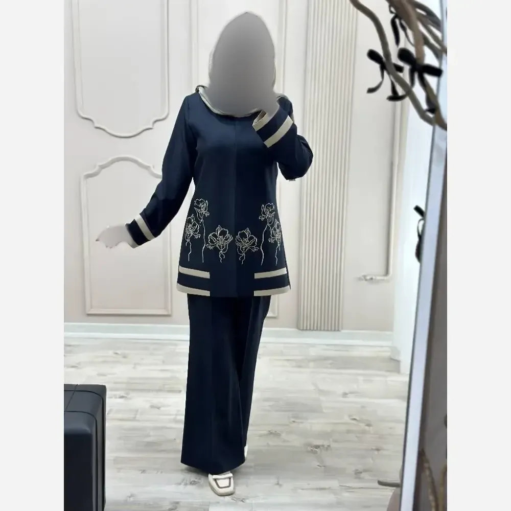 کت شلوار گلدوزی مدل رویا بزایاق اعلا زنانه در رنگبندی مشکی، سرمه ای، کرم، قهوه ای و سایزبندی 38 تا 50